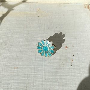 Vintage turquoise flower ring